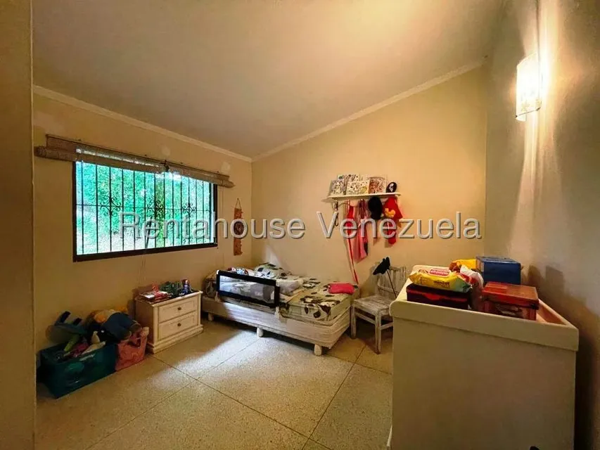 Casa (Duplex) en Venta en Los Guayabitos, Distrito Metropolitano - 46