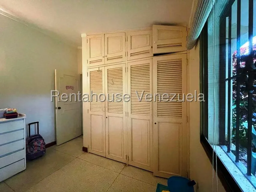 Casa (Duplex) en Venta en Los Guayabitos, Distrito Metropolitano - 47