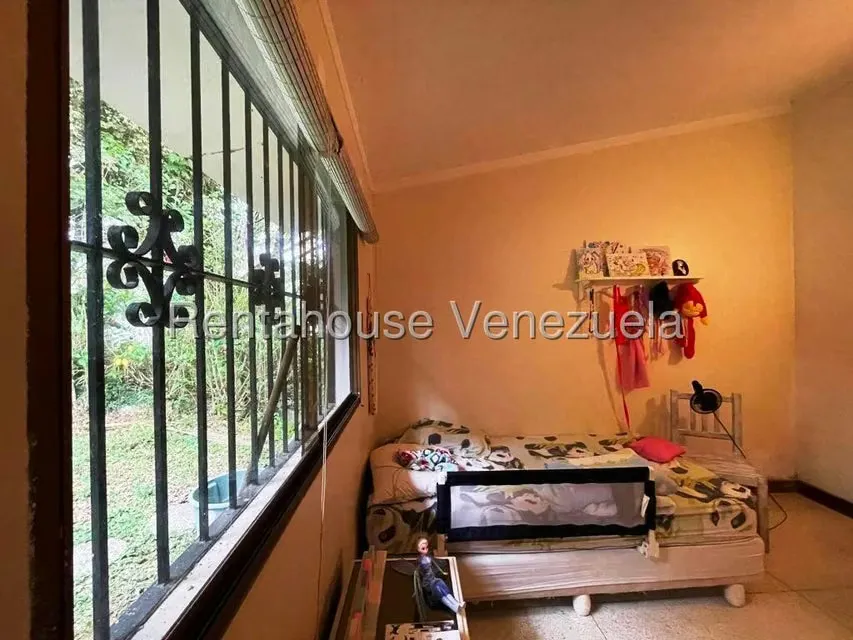 Casa (Duplex) en Venta en Los Guayabitos, Distrito Metropolitano - 48
