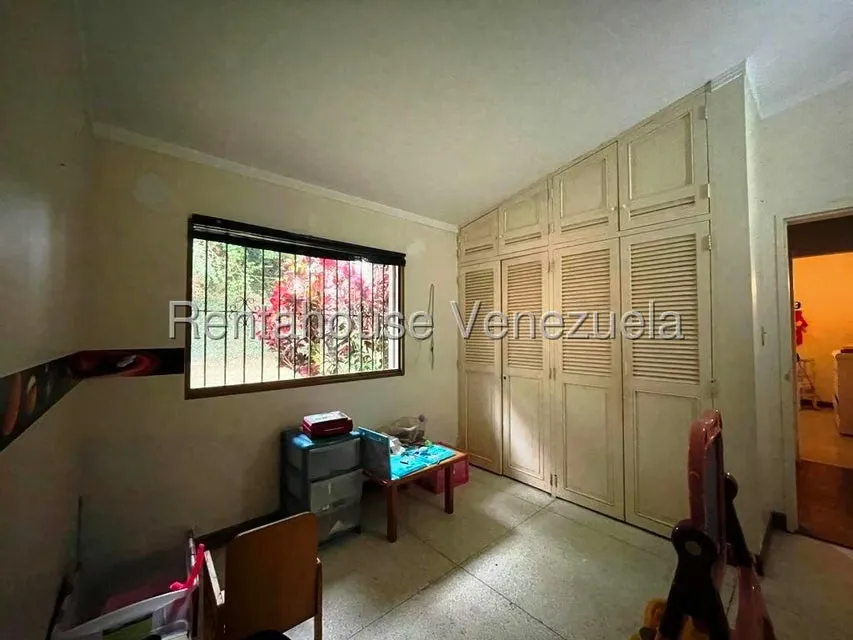 Casa (Duplex) en Venta en Los Guayabitos, Distrito Metropolitano - 51