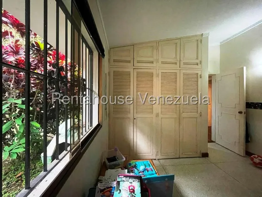 Casa (Duplex) en Venta en Los Guayabitos, Distrito Metropolitano - 53