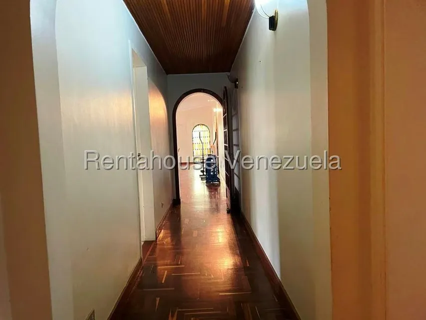 Casa (Duplex) en Venta en Los Guayabitos, Distrito Metropolitano - 59