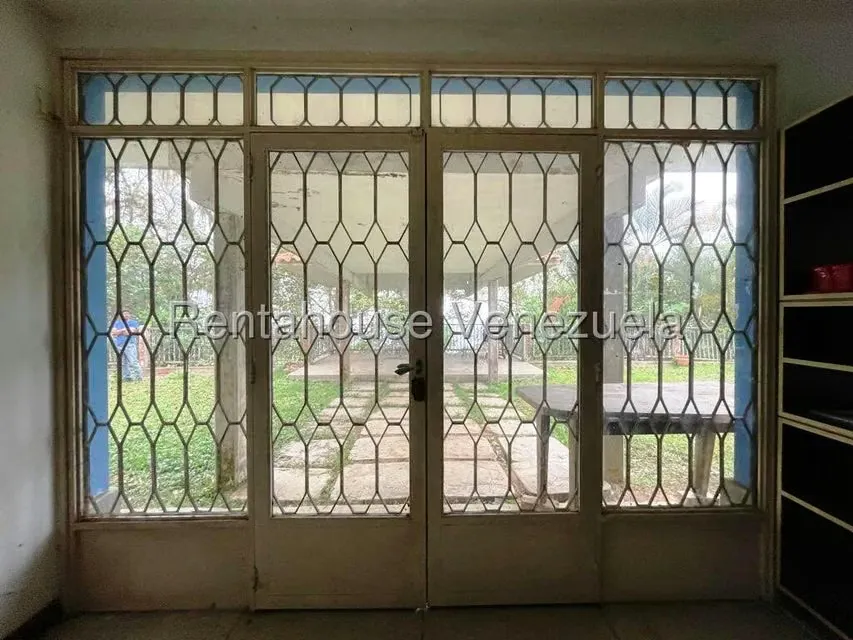 Casa (Duplex) en Venta en Los Guayabitos, Distrito Metropolitano - 65