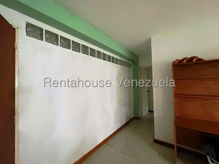 Casa (Duplex) en Venta en Los Guayabitos, Distrito Metropolitano - 74