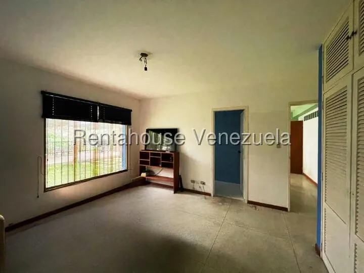 Casa (Duplex) en Venta en Los Guayabitos, Distrito Metropolitano - 78