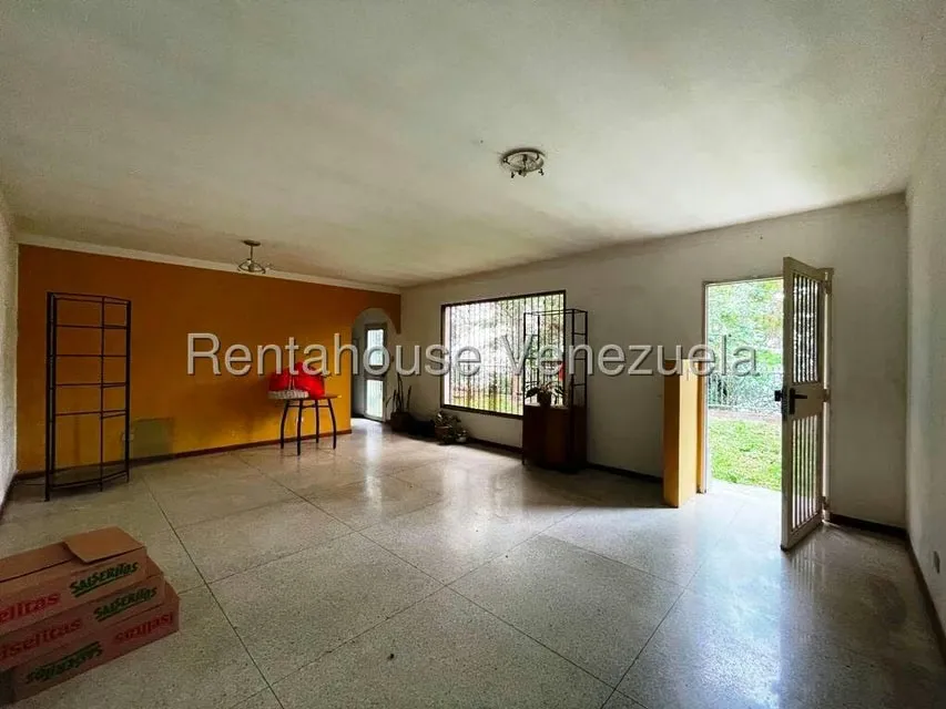 Casa (Duplex) en Venta en Los Guayabitos, Distrito Metropolitano - 80