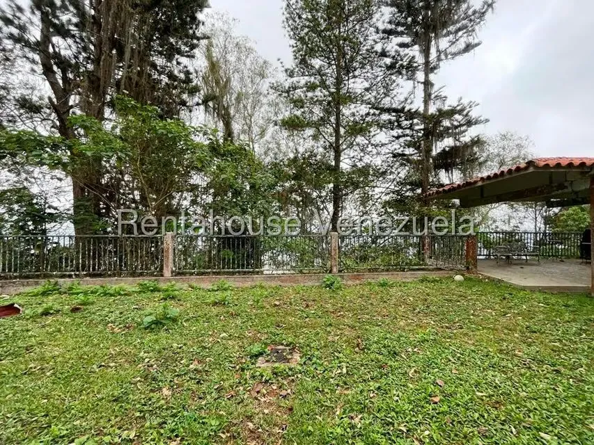 Casa (Duplex) en Venta en Los Guayabitos, Distrito Metropolitano - 88