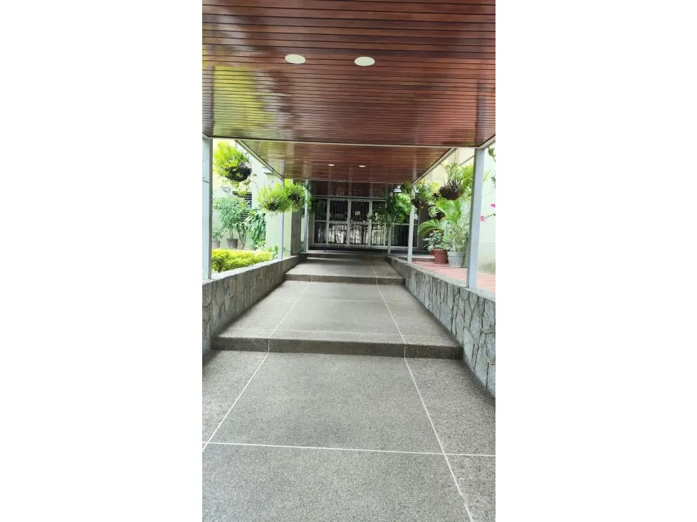 Apartamento en venta 86m², La Urbina - 2