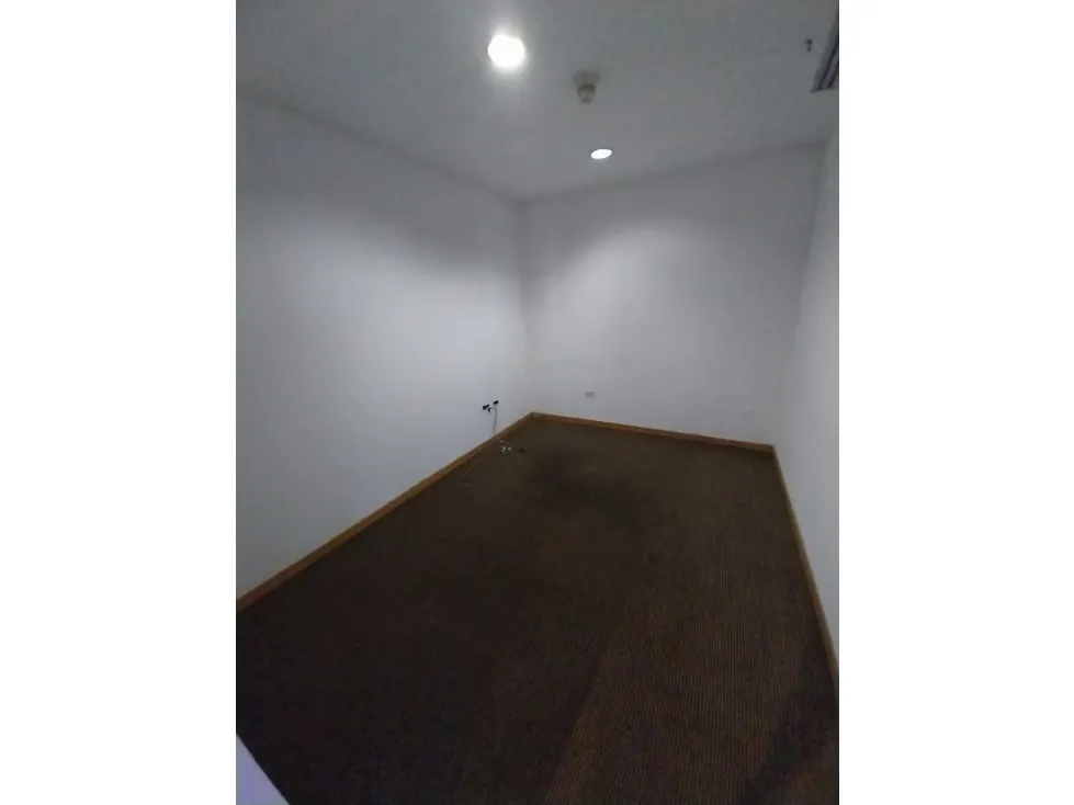 Oficina en Venta en Chuao - 7