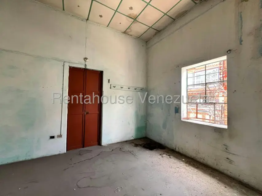 Casa (Multipes Niveles) en Venta en Centro, Aragua - 29