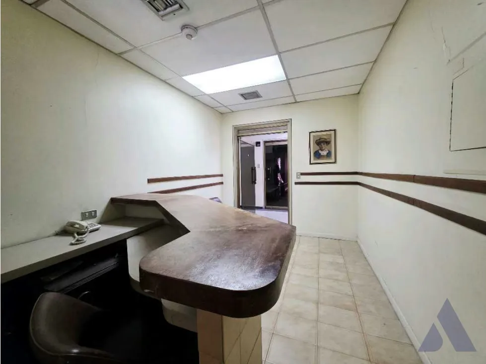 Se vende consultorio médico 53m2 San Bernardino 5261 - 11