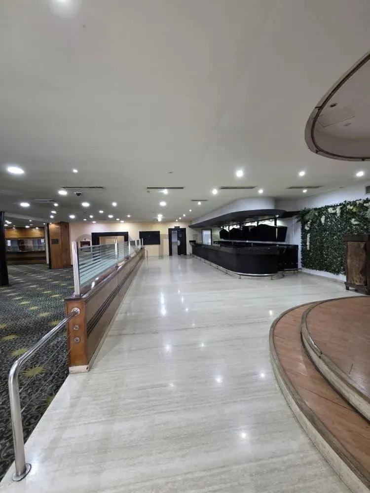 Local comercial de alto impacto en Porlamar de 1.472 m² - 6