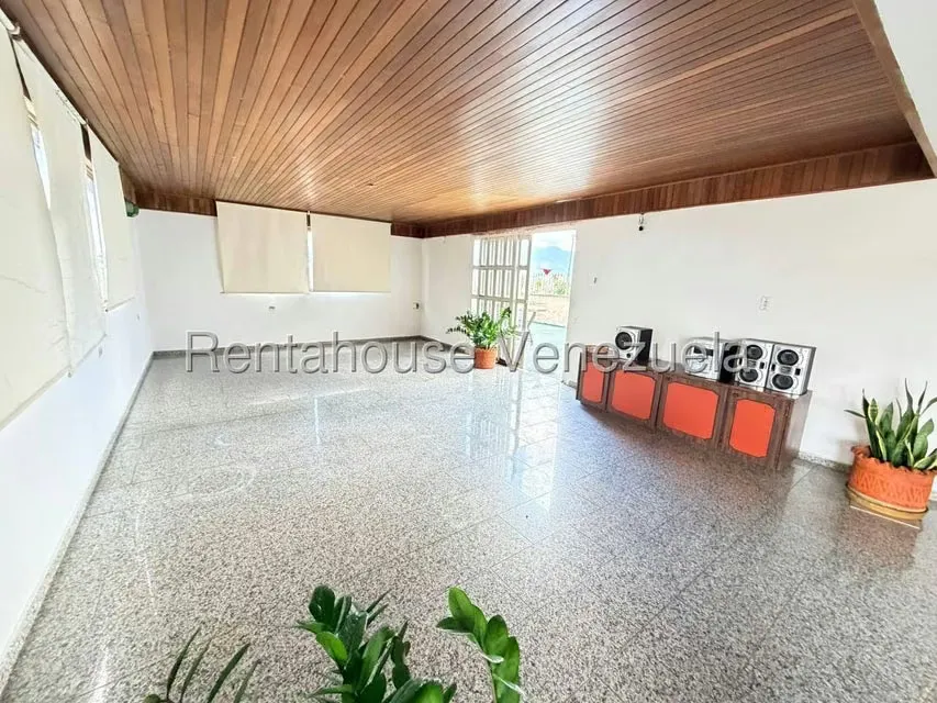 Apartamento (1 Nivel) en Venta en Urbanizacion El Centro, Aragua - 11