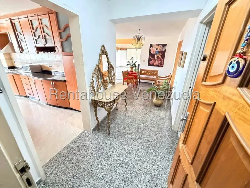 Apartamento (1 Nivel) en Venta en Urbanizacion El Centro, Aragua - 3