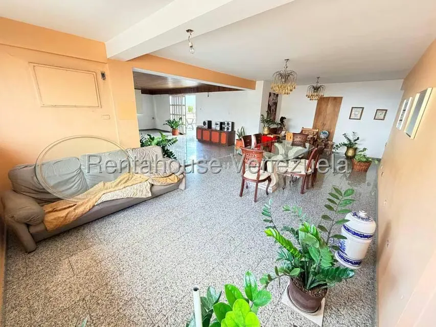Apartamento (1 Nivel) en Venta en Urbanizacion El Centro, Aragua - 9