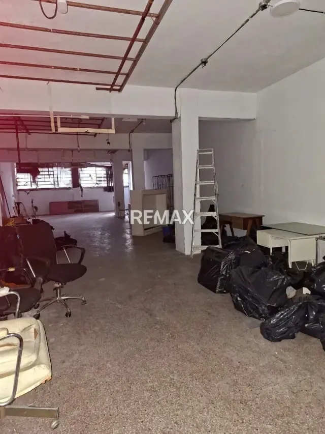 LOCAL EN ALQUILER EN SAN JOSE PB (ENTRE LA AVENIDA PANTÉON Y LA AVENIDA FUERZAS ARMADAS) - 3