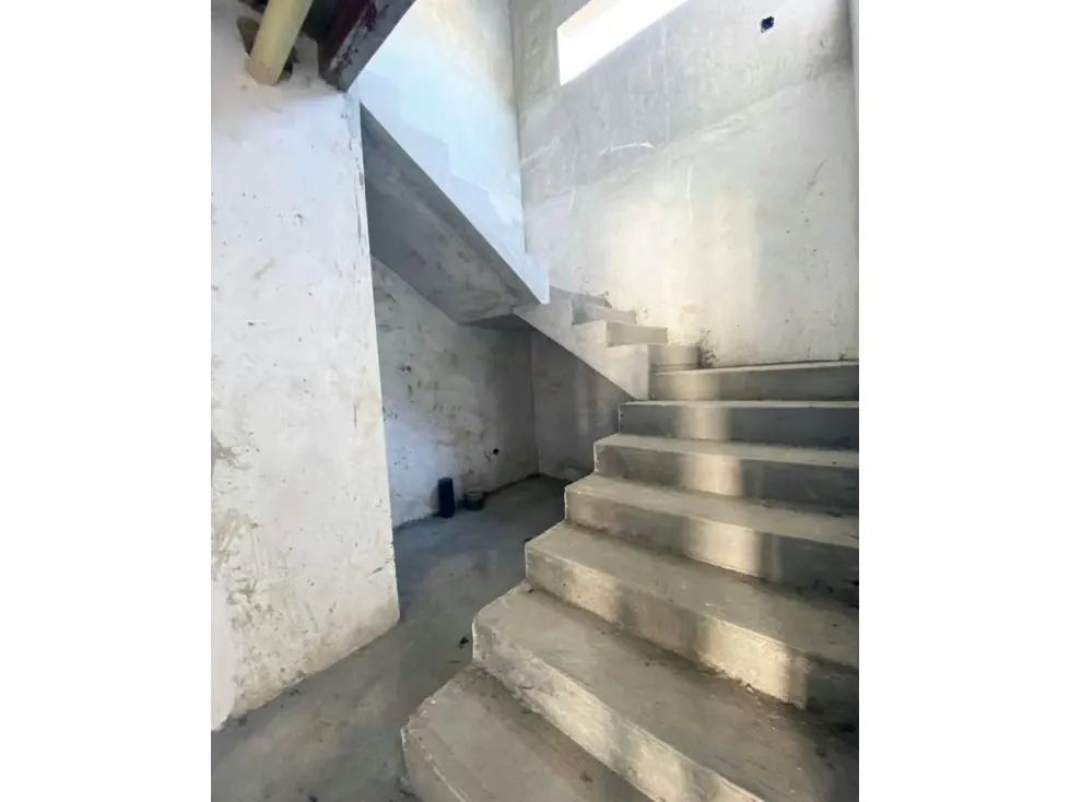 Vendo Casa Duplex en Loma Linda en Obra Gris - 12