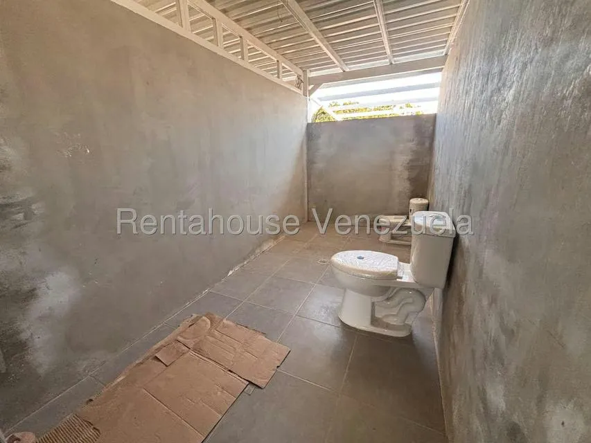 Terreno (Comercial) en Venta en Zona Este, Lara - 25