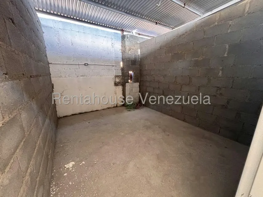 Terreno (Comercial) en Venta en Zona Este, Lara - 30
