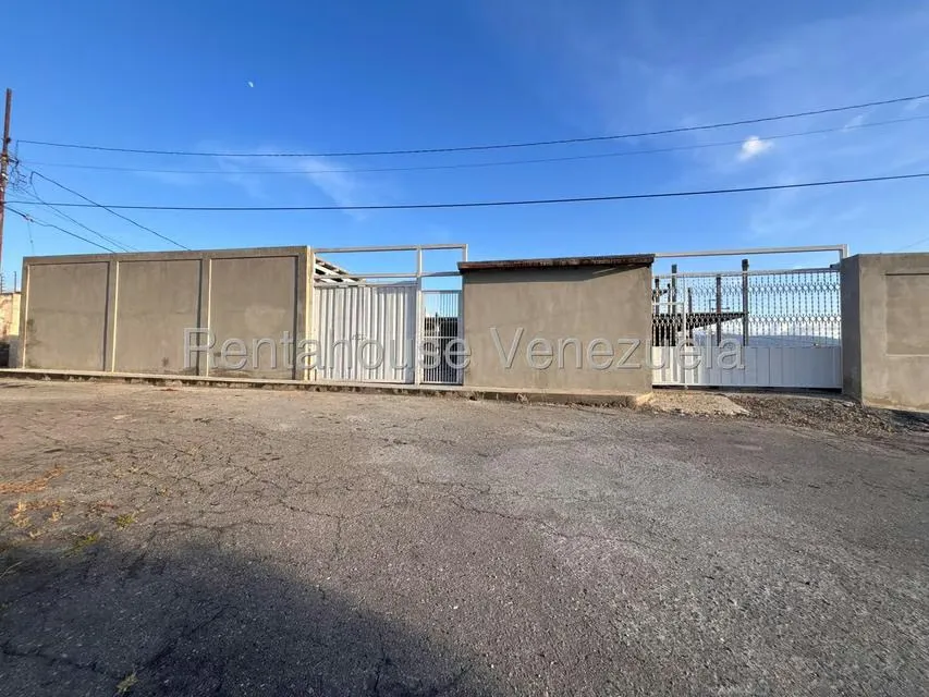 Terreno (Comercial) en Venta en Zona Este, Lara - 5