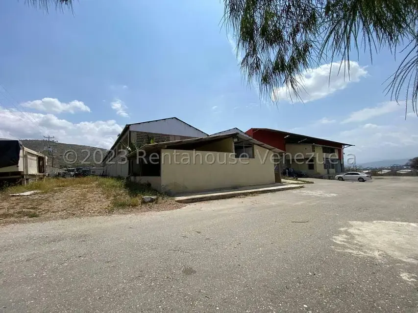 Local Comercial en Venta en Zona Industrial 2, Lara - 2