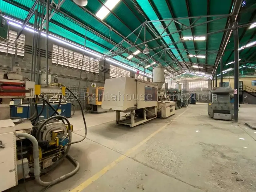Local Comercial en Venta en Zona Industrial 2, Lara - 27
