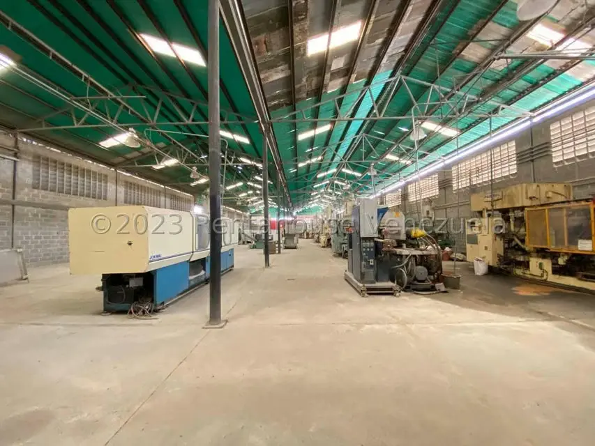 Local Comercial en Venta en Zona Industrial 2, Lara - 29