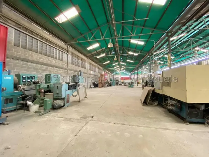 Local Comercial en Venta en Zona Industrial 2, Lara - 30