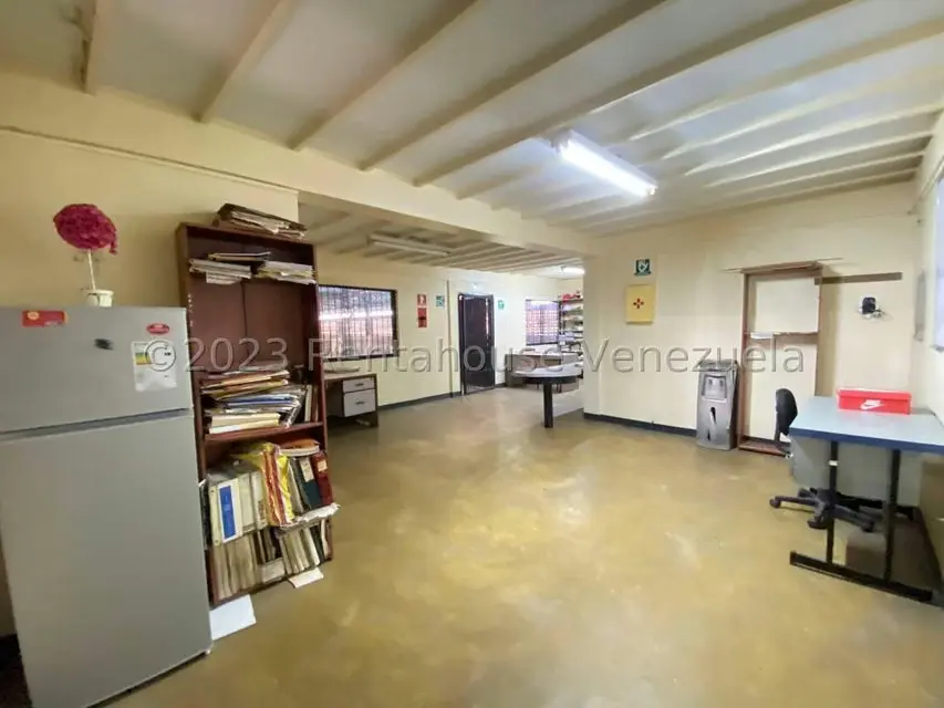 Local Comercial en Venta en Zona Industrial 2, Lara - 39