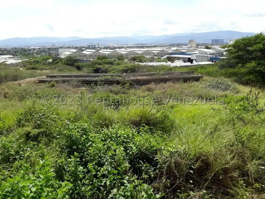 Local Comercial en Venta en Zona Industrial 2, Lara - 45
