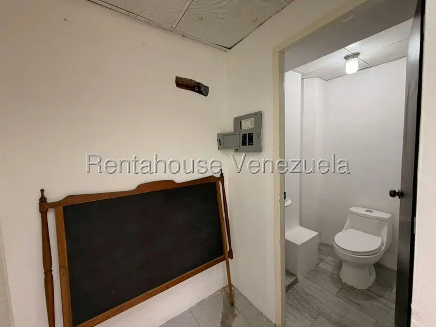 Local Comercial en Venta en Prados del Este, Distrito Metropolitano - 6