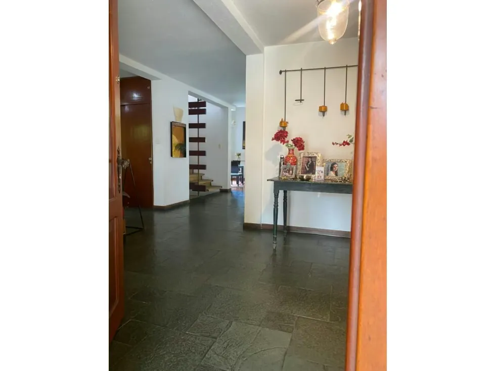 Vendo casa 640m2 6h/6b/5p Los Geranios 8262 - 9