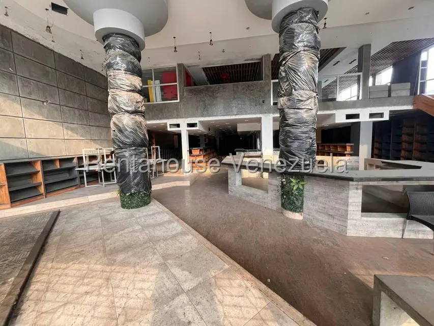 Local Comercial en Venta en Zona Centro, Aragua - 2