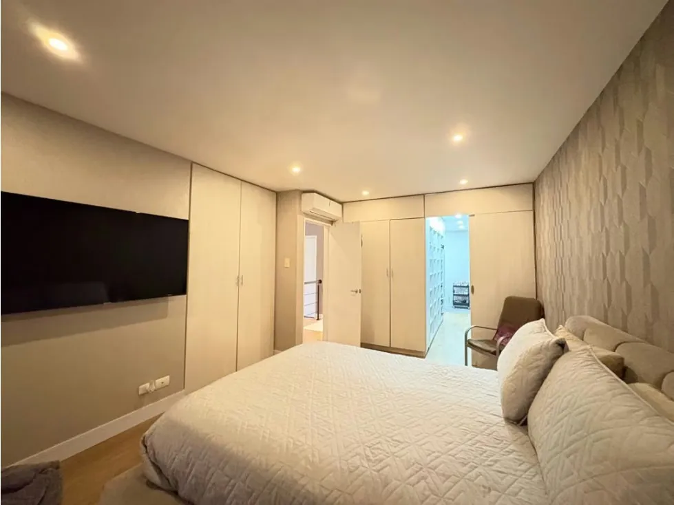 Vendo PB 202m2 Urb. Loma Linda 9830 - 24