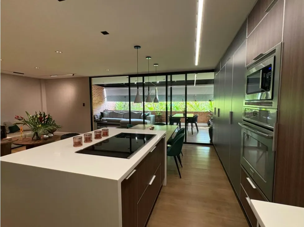 Vendo PB 202m2 Urb. Loma Linda 9830 - 5