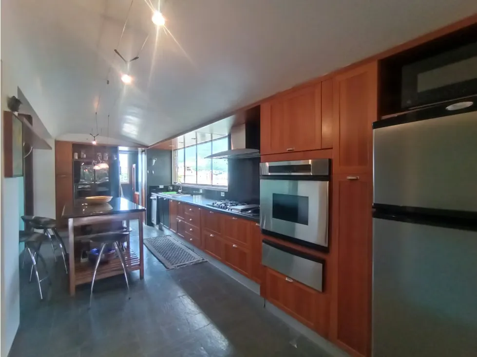 Apartamento en Alquiler Tipo PH Colinas de Bello Monte 4H/4B/2PE/1M - 5