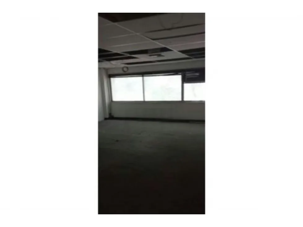 Se Alquila excelente Local Comercial de 1000 M2 en los Chaguaramos - 5