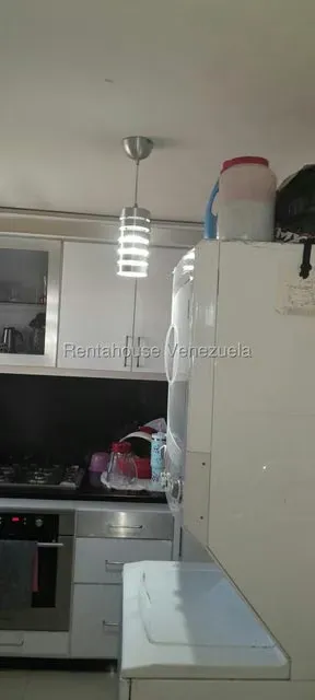Apartamento (1 Nivel) en Alquiler en La Limpia, Zulia - 3