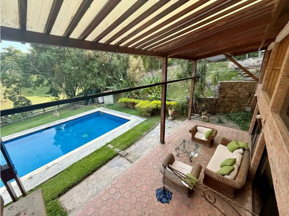 Se vende casa c/ piscina 587m2 Valle Arriba 4842 - 26