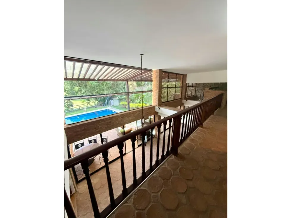 Se vende casa c/ piscina 587m2 Valle Arriba 4842 - 30
