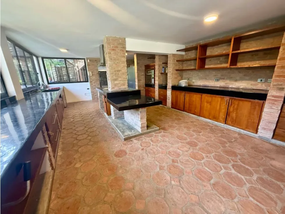 Se vende casa c/ piscina 587m2 Valle Arriba 4842 - 34