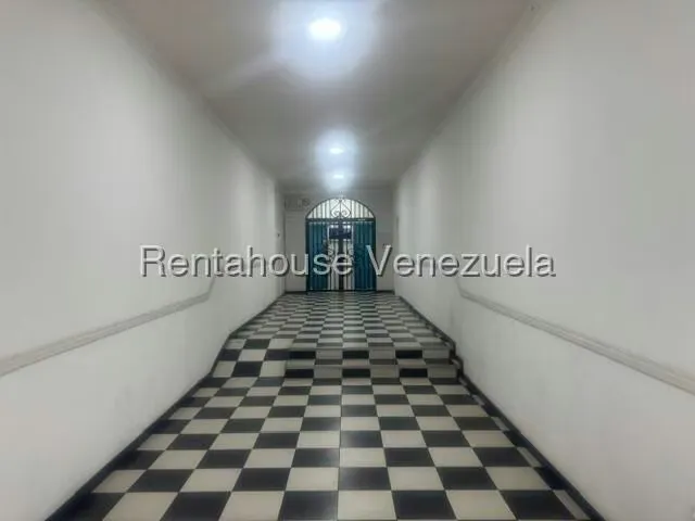 Oficina en Alquiler en Bello Monte, Distrito Metropolitano - 2