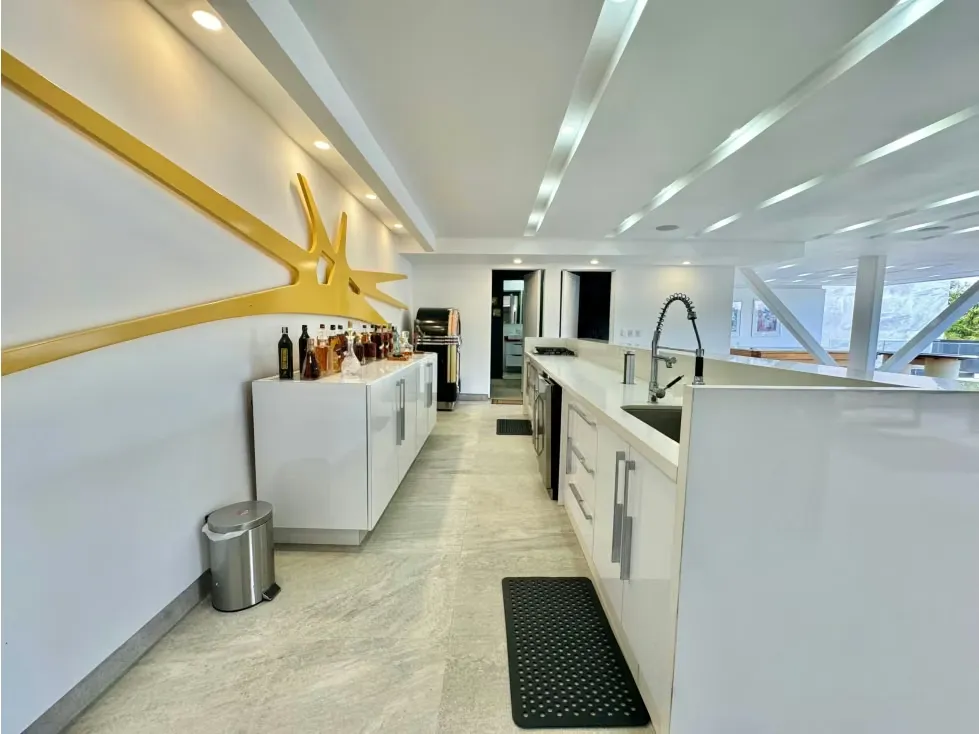 Se vende casa 1100m² 5h/ 7b/ 10e Las Marías - 26