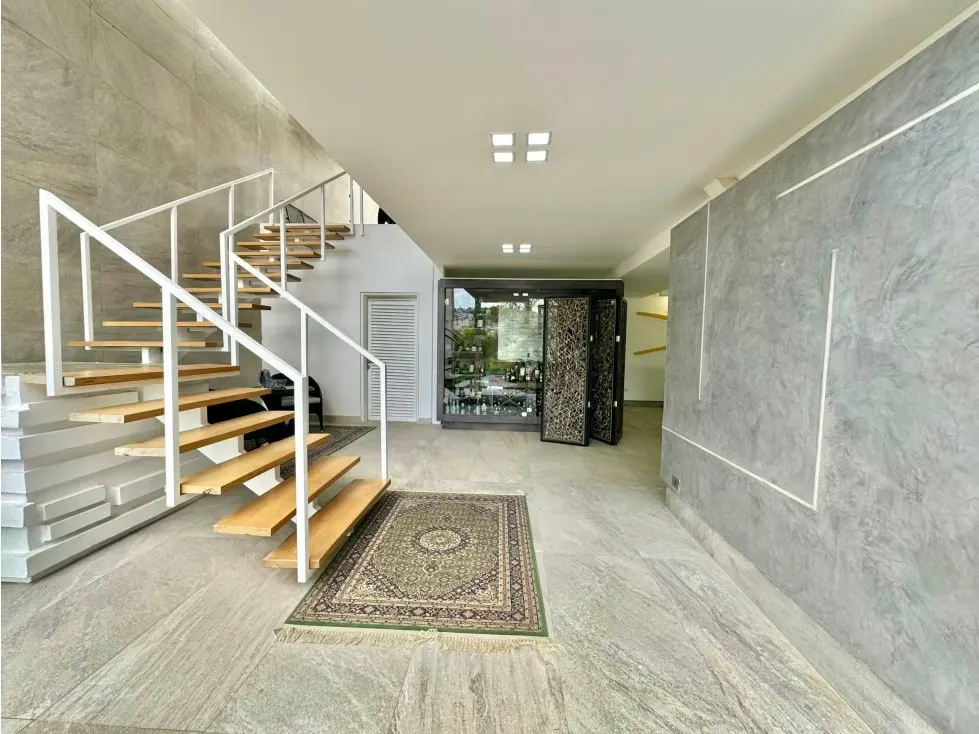 Se vende casa 1100m² 5h/ 7b/ 10e Las Marías - 32