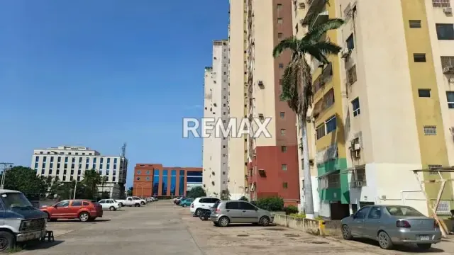 EN VENTA APARTAMENTO EN EL CONJUNTO RESIDENCIAL VISTAMAR PARA ADECUAR - 4