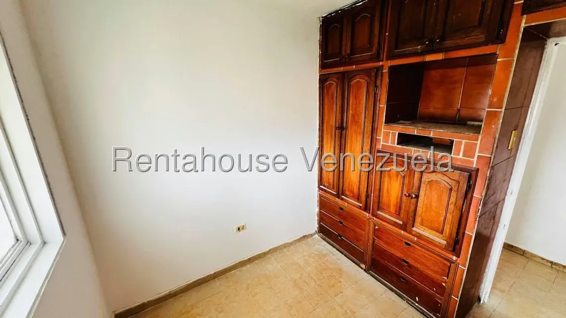 Apartamento (1 Nivel) en Venta en Centro, Aragua - 11