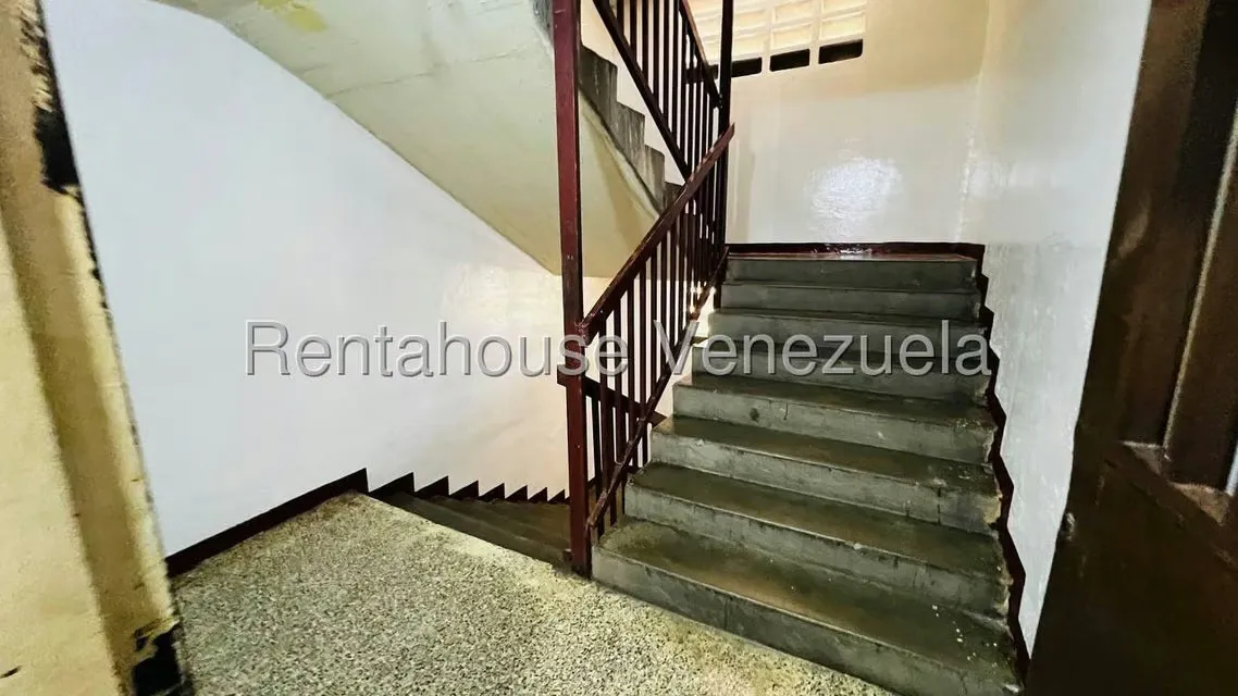Apartamento (1 Nivel) en Venta en Centro, Aragua - 19