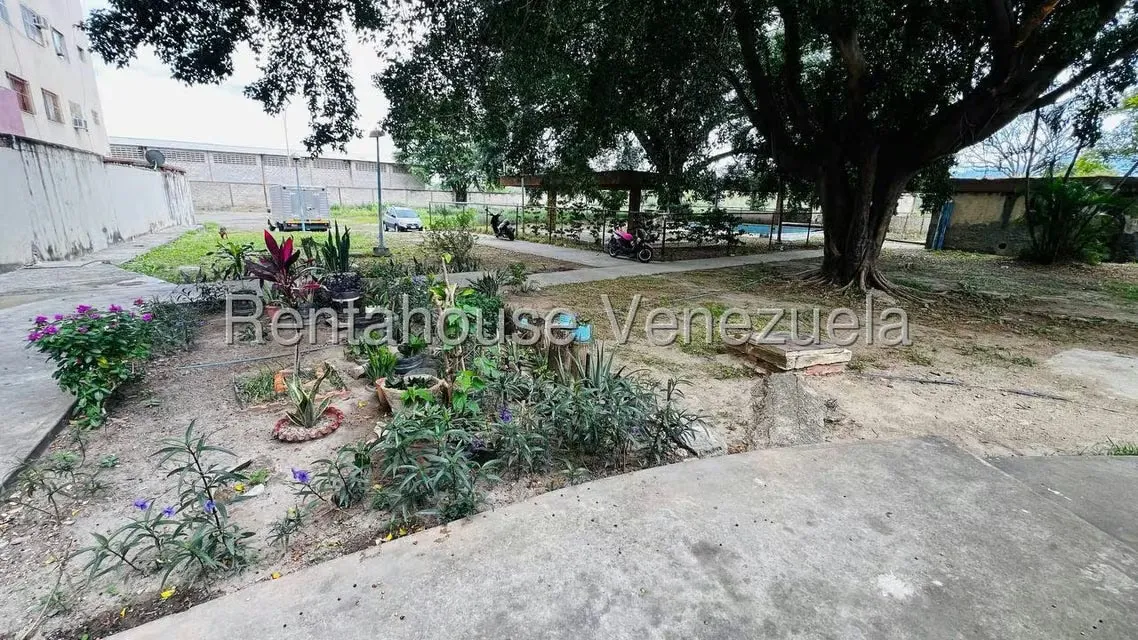 Apartamento (1 Nivel) en Venta en Centro, Aragua - 27