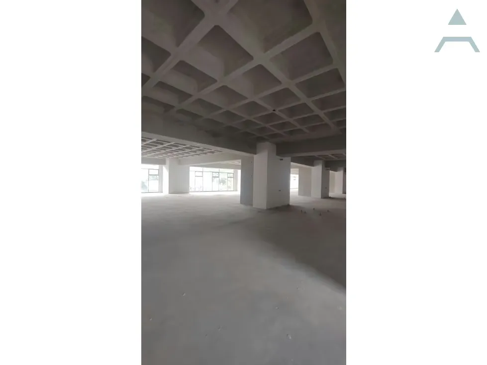 Se alquila Oficina 315m² Las Mercedes - 7