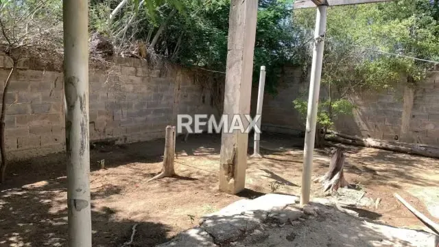 Casa en obra gris con amplio terreno en venta - Municipio Garcia, San Antonio Sur. - 14